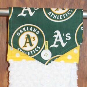 OAKLAND A'S PRINT HAND TOWEL GREEN & WHITE HANDMADE HANGING KITCHEN TOWEL COTTON